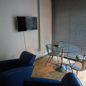 2 Pieces 40 M2, Dans Hyper Centre, Avec Piscine Au Rez De Chaussee Appartement
