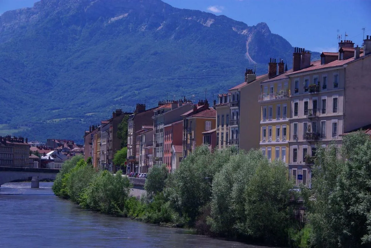 Rent4Night Grenoble Allobroges Apartment